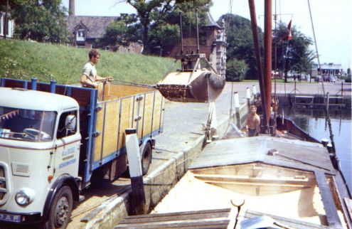 oude daf vrachtwagen