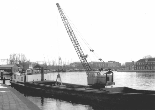 kraanschip_oosterdok_amsterdam